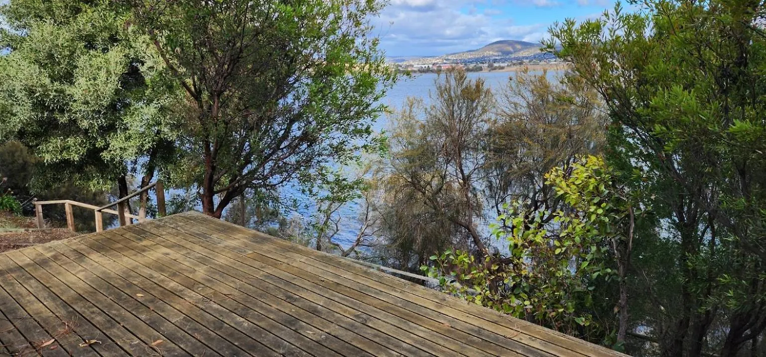Apartment Waterfront Abode - 2 Bedrooms Hobart